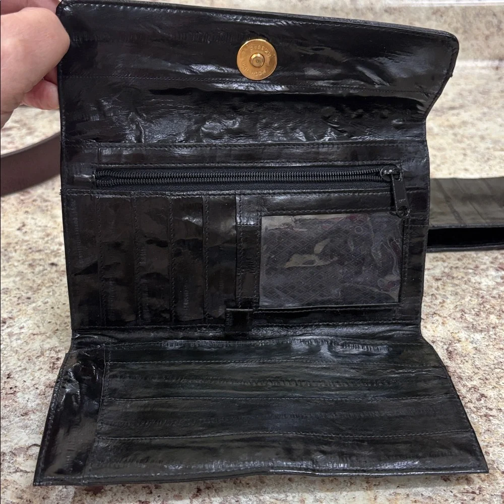 Vintage Black genuine eel skin Leather wallet and check cover